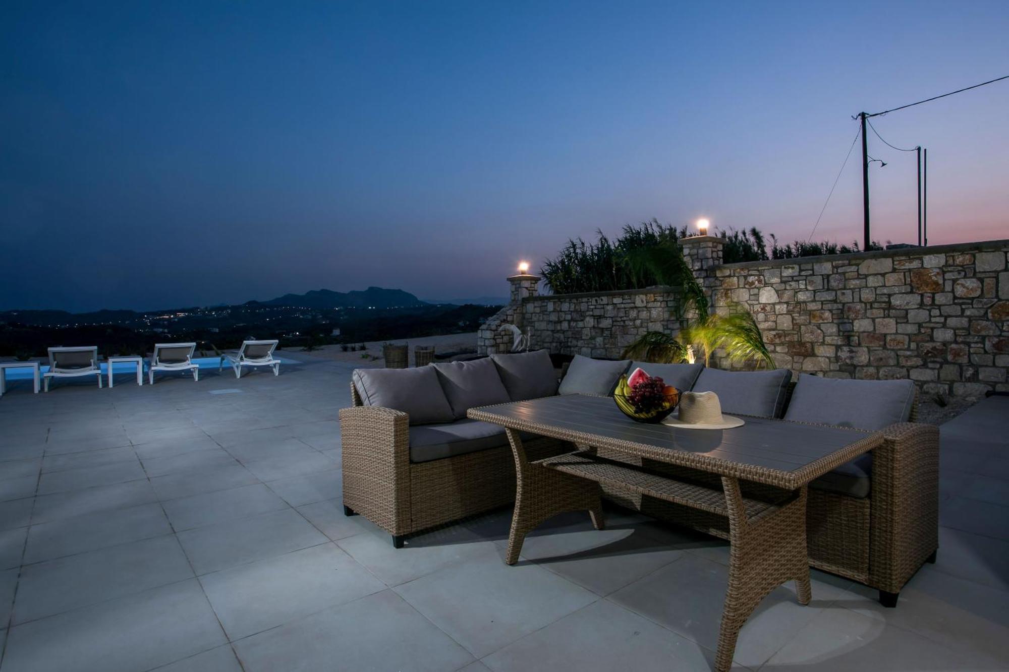 Aurora Vila Faliraki